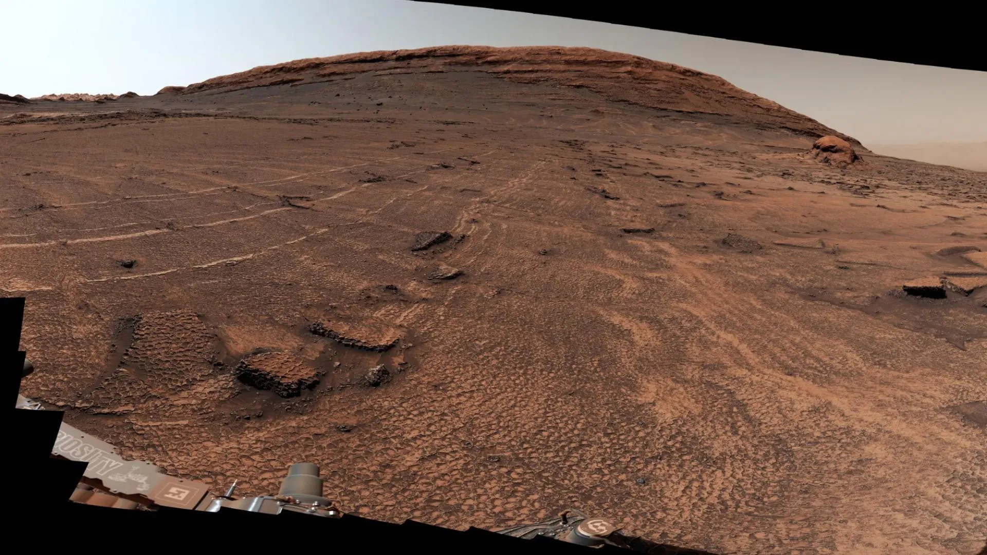 Rover Curiosity da NASA descobre campo gigante de polígonos em Marte