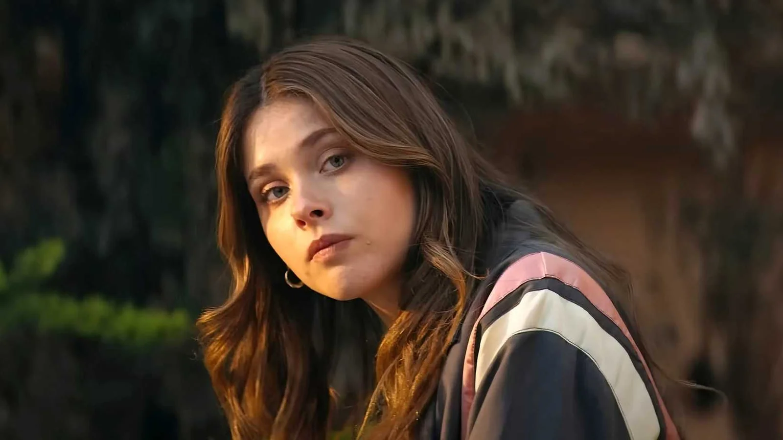 Trilogia “Culpables” domina streaming da Prime Video com romance e ação adolescente