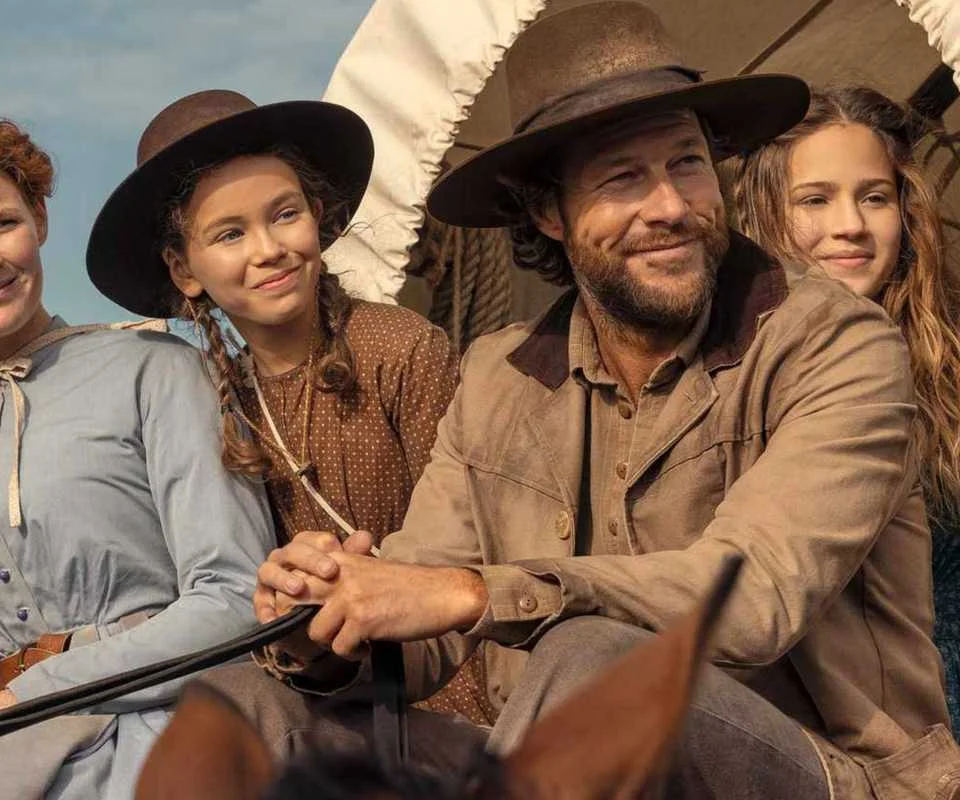 Nova série de faroeste da Netflix “Little House on the Prairie” mantém sucesso um mês após estreia