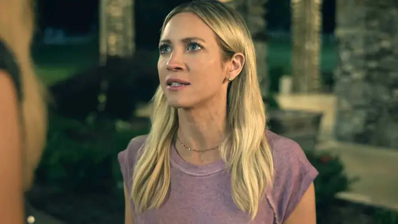 Brittany Snow é confirmada no elenco da sequência do thriller “The Housemaid” com Sydney Sweeney