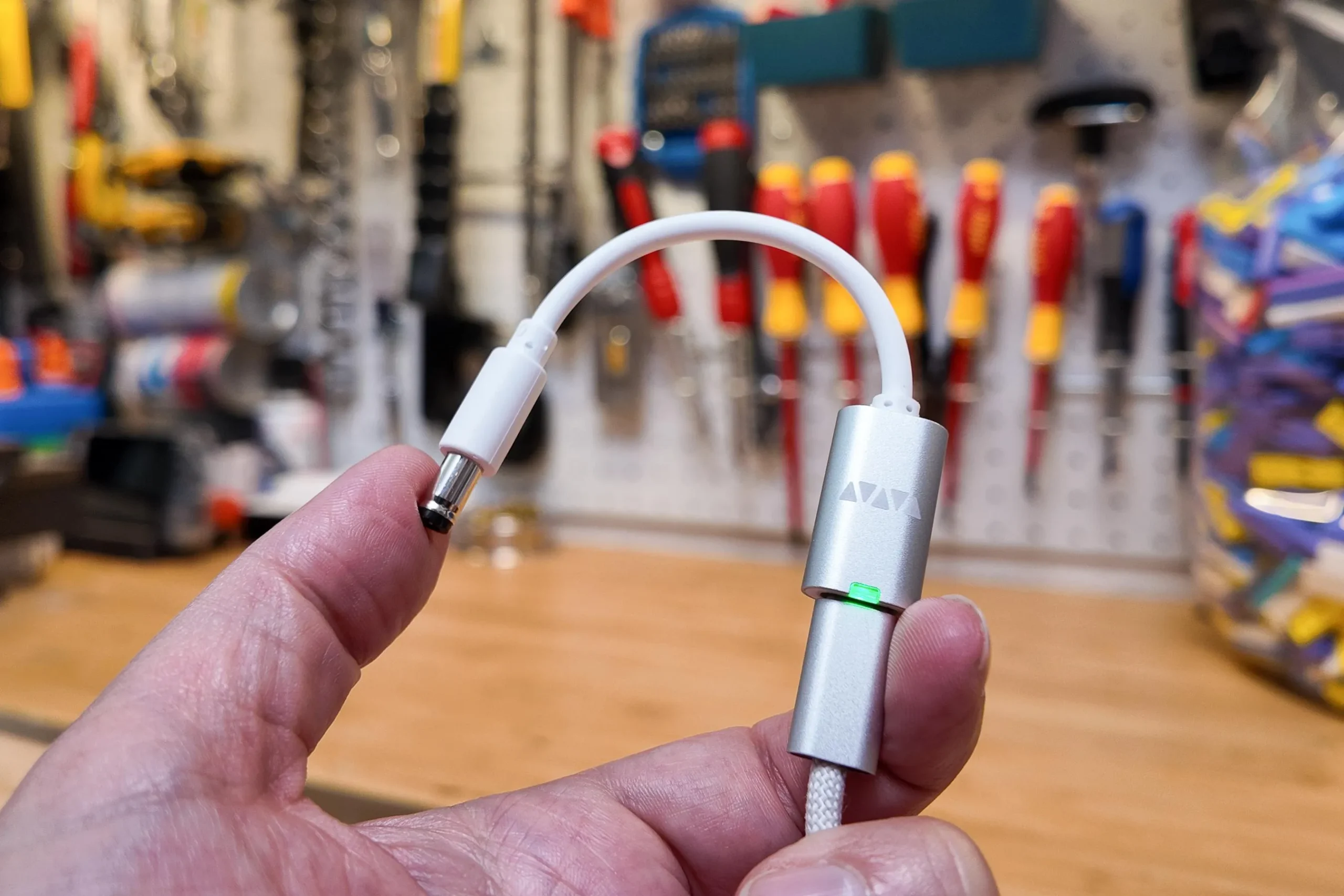 Werewolf VFLEX transforma aparelhos antigos para uso com USB-C de forma prática
