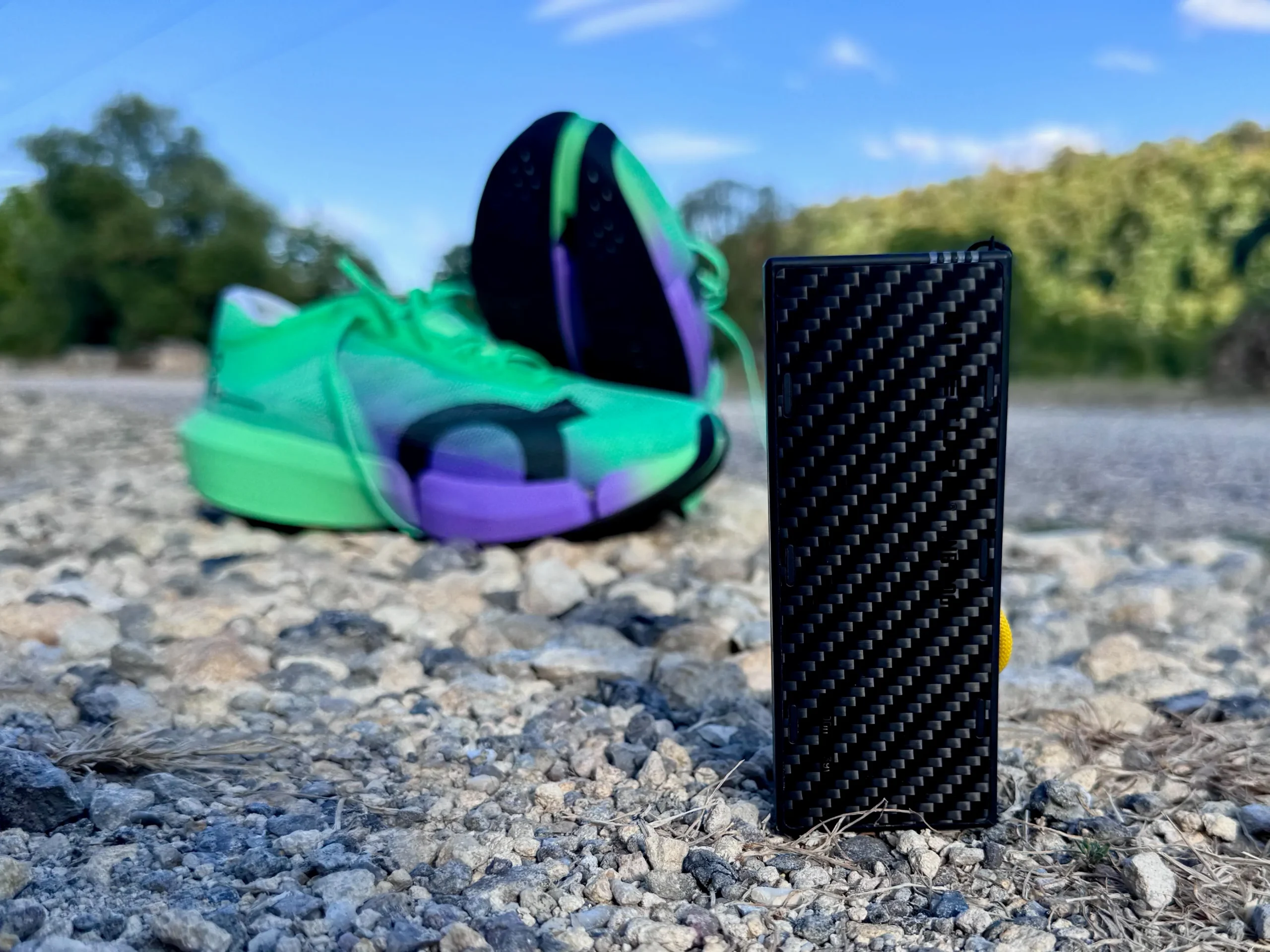 Nitecore lança power bank leve e compacto com 10.000mAh e alta resistência à água