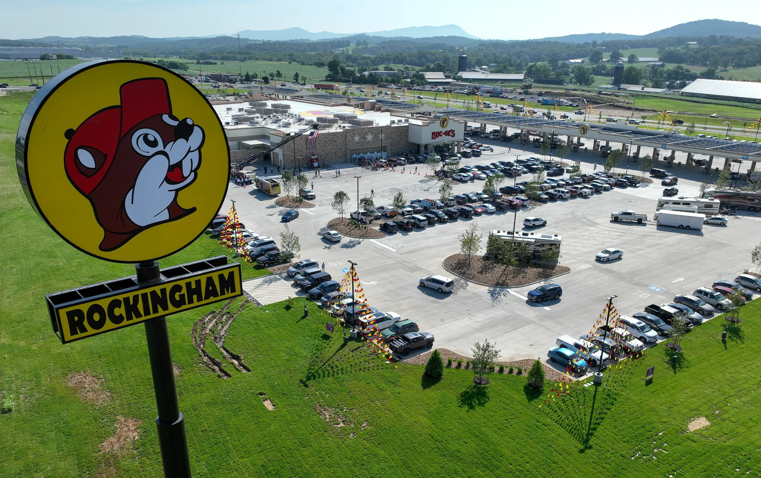 Buc-ee’s processa loja pequena enquanto evita ação contra John Oliver