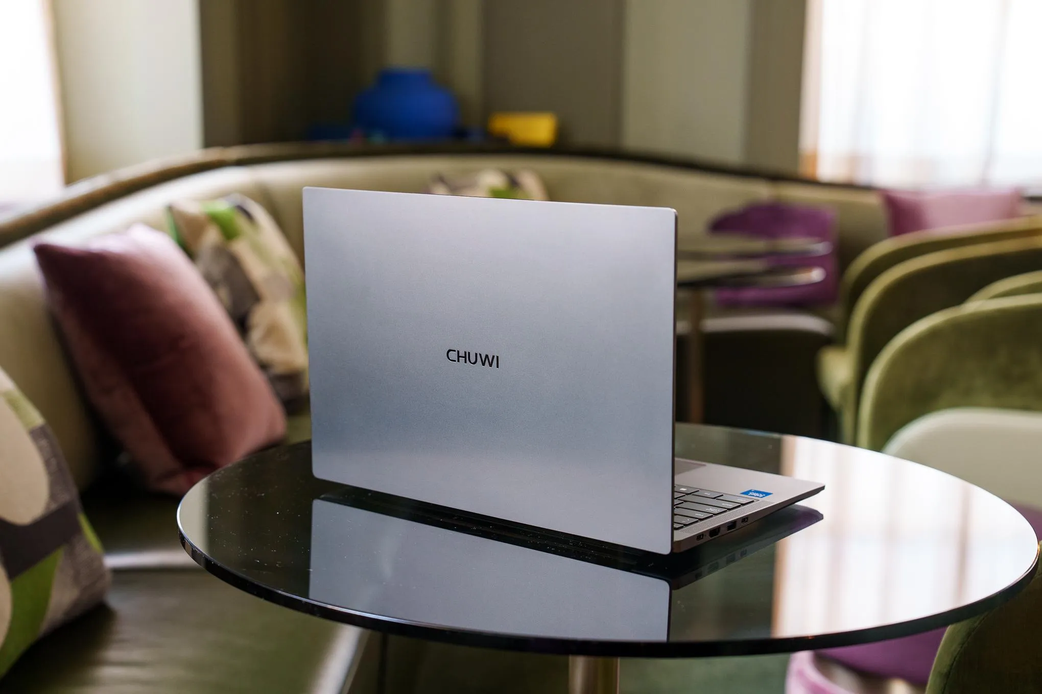 Laptop Chuwi UniBook de US$ 450 decepciona com desempenho fraco e hardware simples