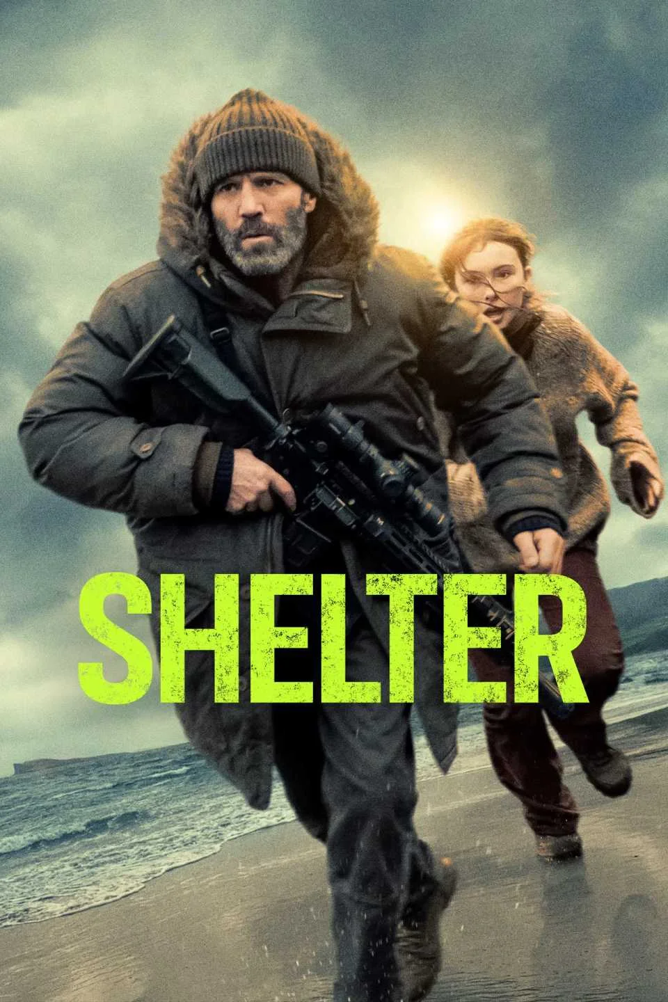 Jason Statham em “Shelter”: thriller de ação ganha destaque no streaming após estreia discreta nos cinemas