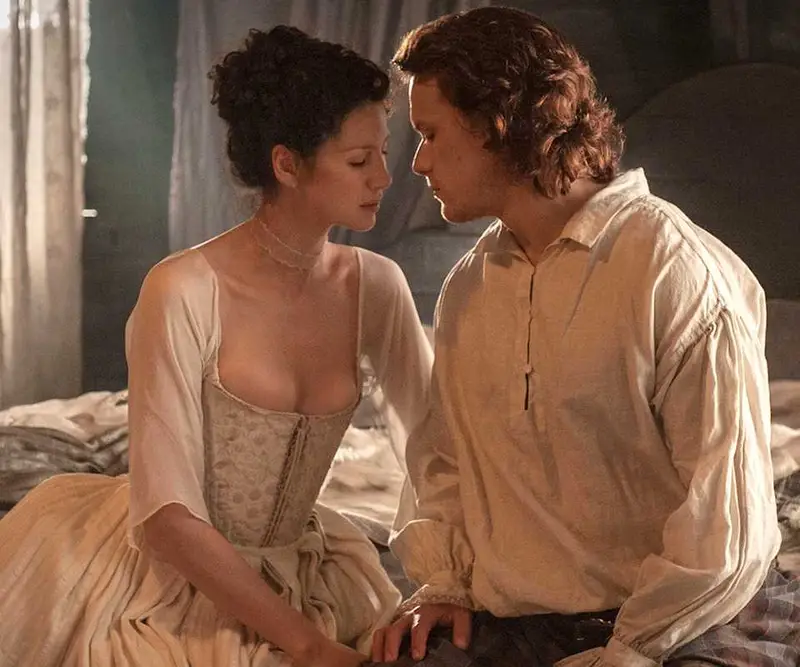 Outlander completa 12 anos como um dos maiores sucessos da TV com história intensa e universo expandido