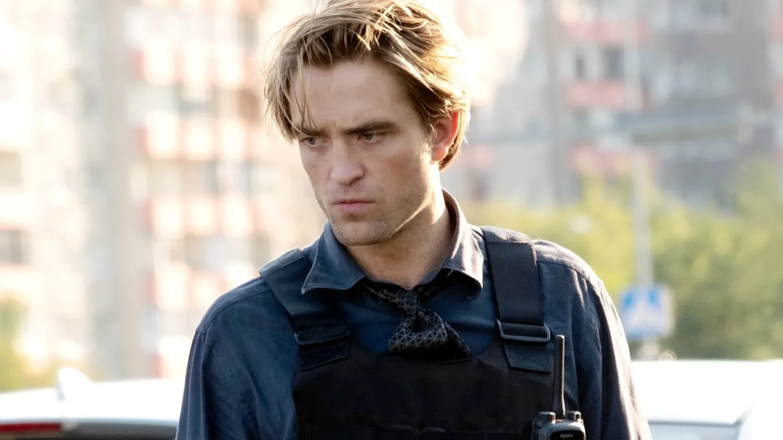 Netflix adia estreia de filme de assalto estrelado por Robert Pattinson para 2027