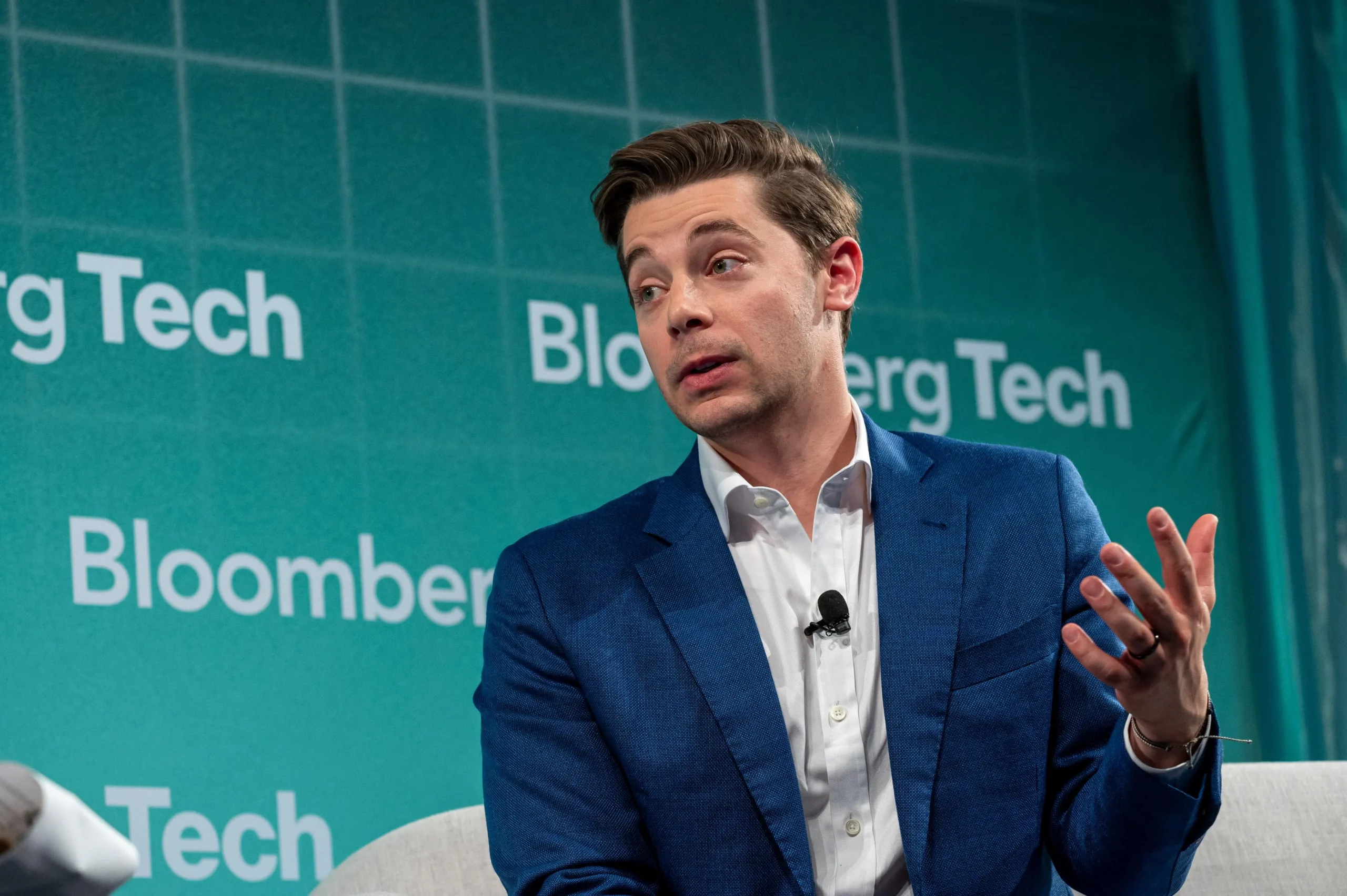 Executivo da OpenAI anuncia saída após oito anos na empresa