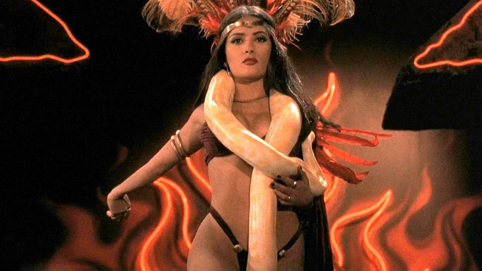 Filme “From Dusk Till Dawn” retorna ao streaming e reacende o interesse pelo clássico de Tarantino