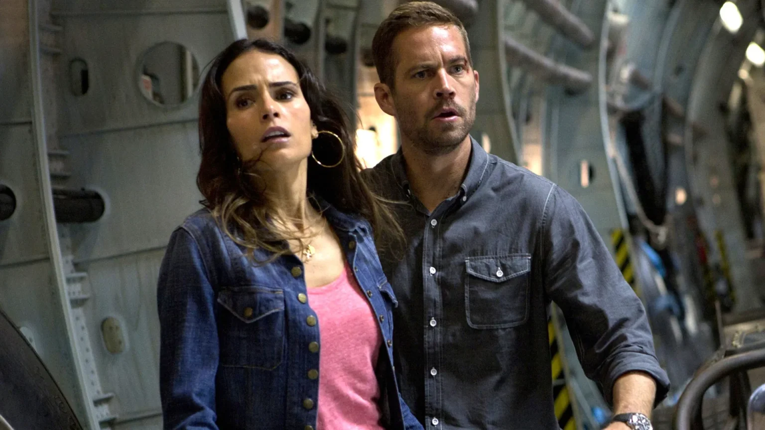 Jordana Brewster propõe série derivada de Fast & Furious inspirada em Taylor Sheridan