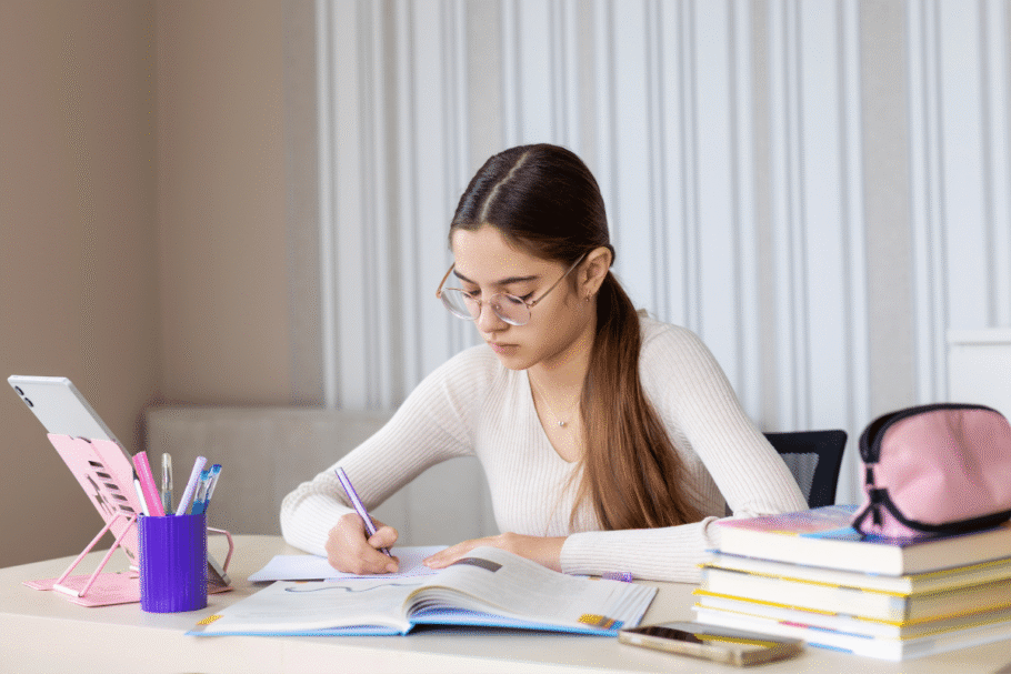 Dicas para turbinar os estudos de História e garantir boa nota no Enem 2026