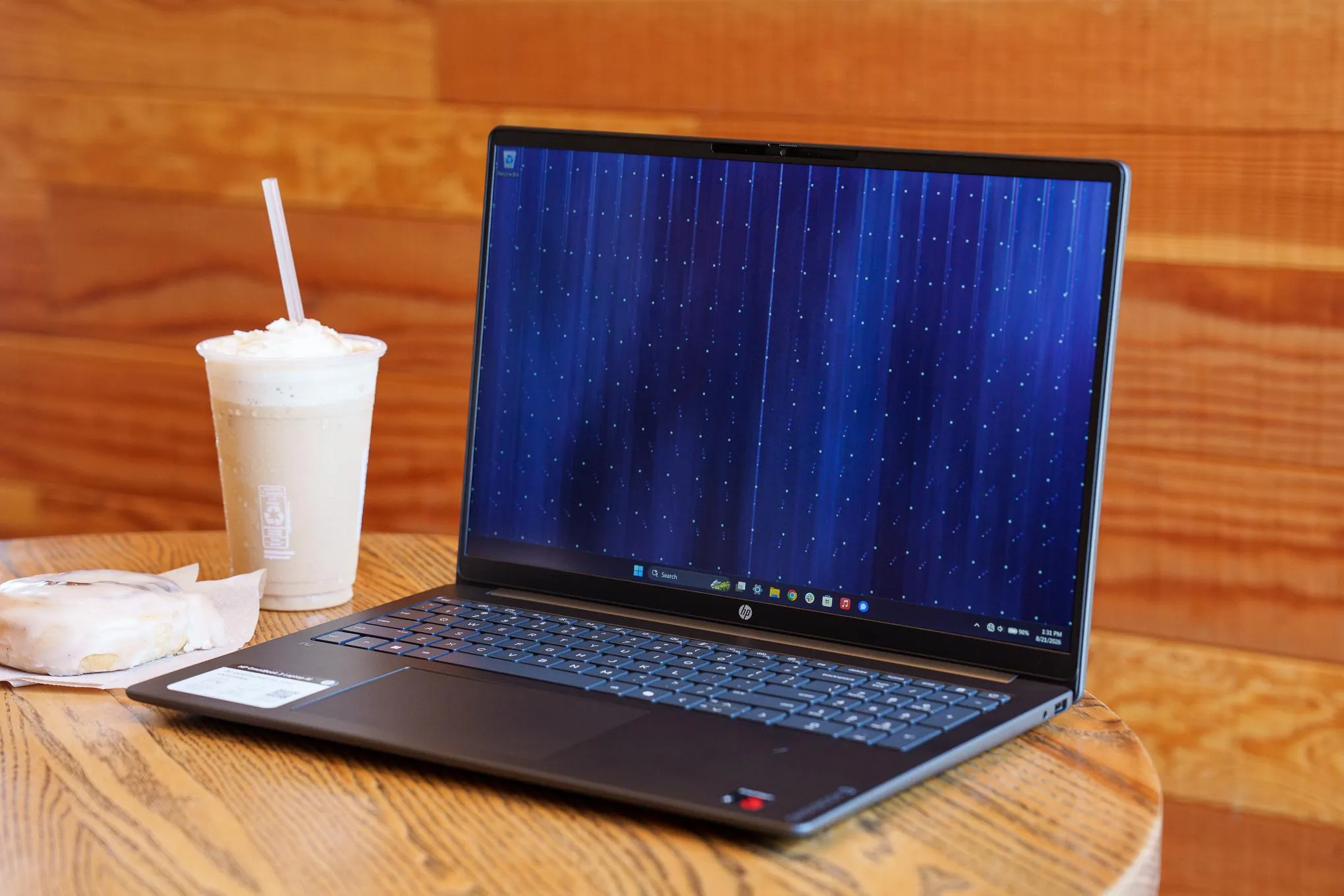 HP OmniBook 3 16 oferece 16GB de RAM por apenas US$520 e impressiona em 2026