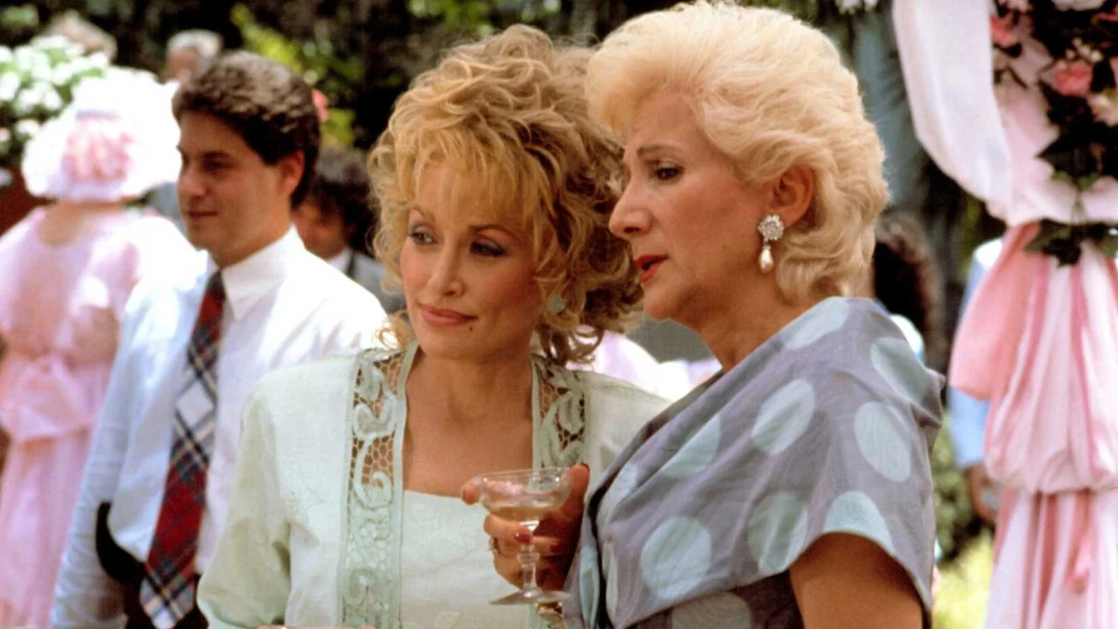Morre Dolly Parton, ícone da música country e do cinema, aos 80 anos