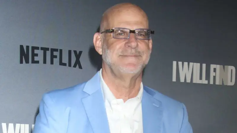 Netflix ainda não adaptou o primeiro thriller de Harlan Coben após 13 séries lançadas