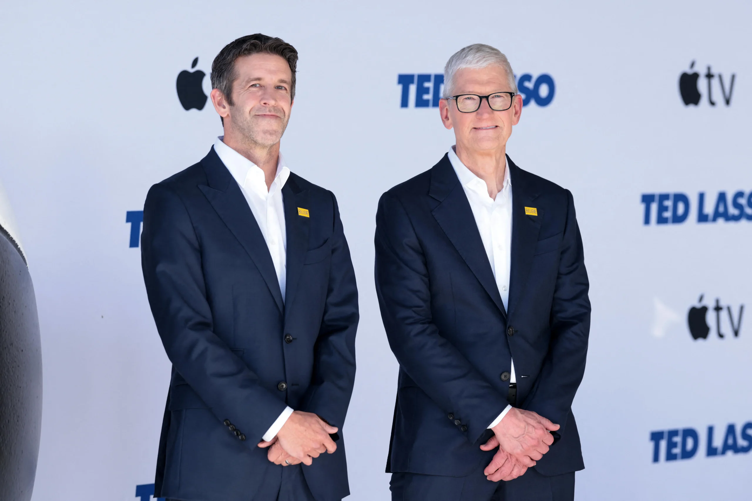 John Ternus assume como novo CEO da Apple após saída de Tim Cook