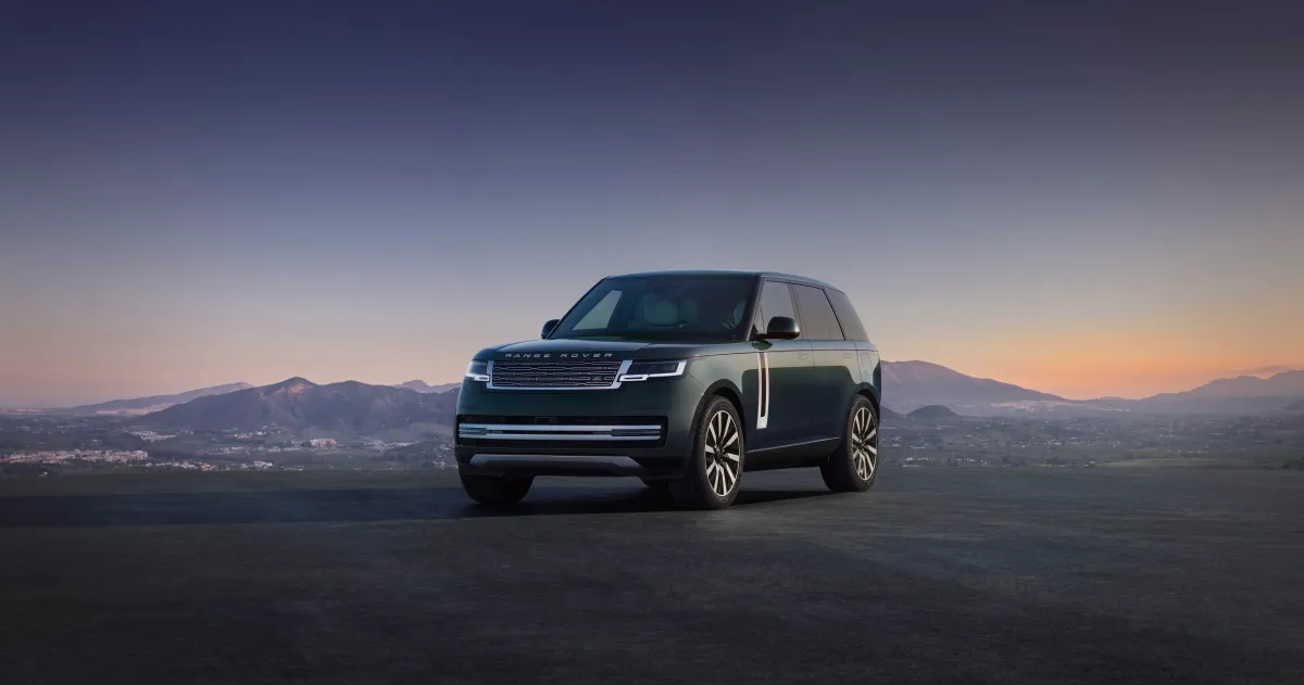 Range Rover revela seu primeiro SUV elétrico com visual clássico e tecnologias avançadas