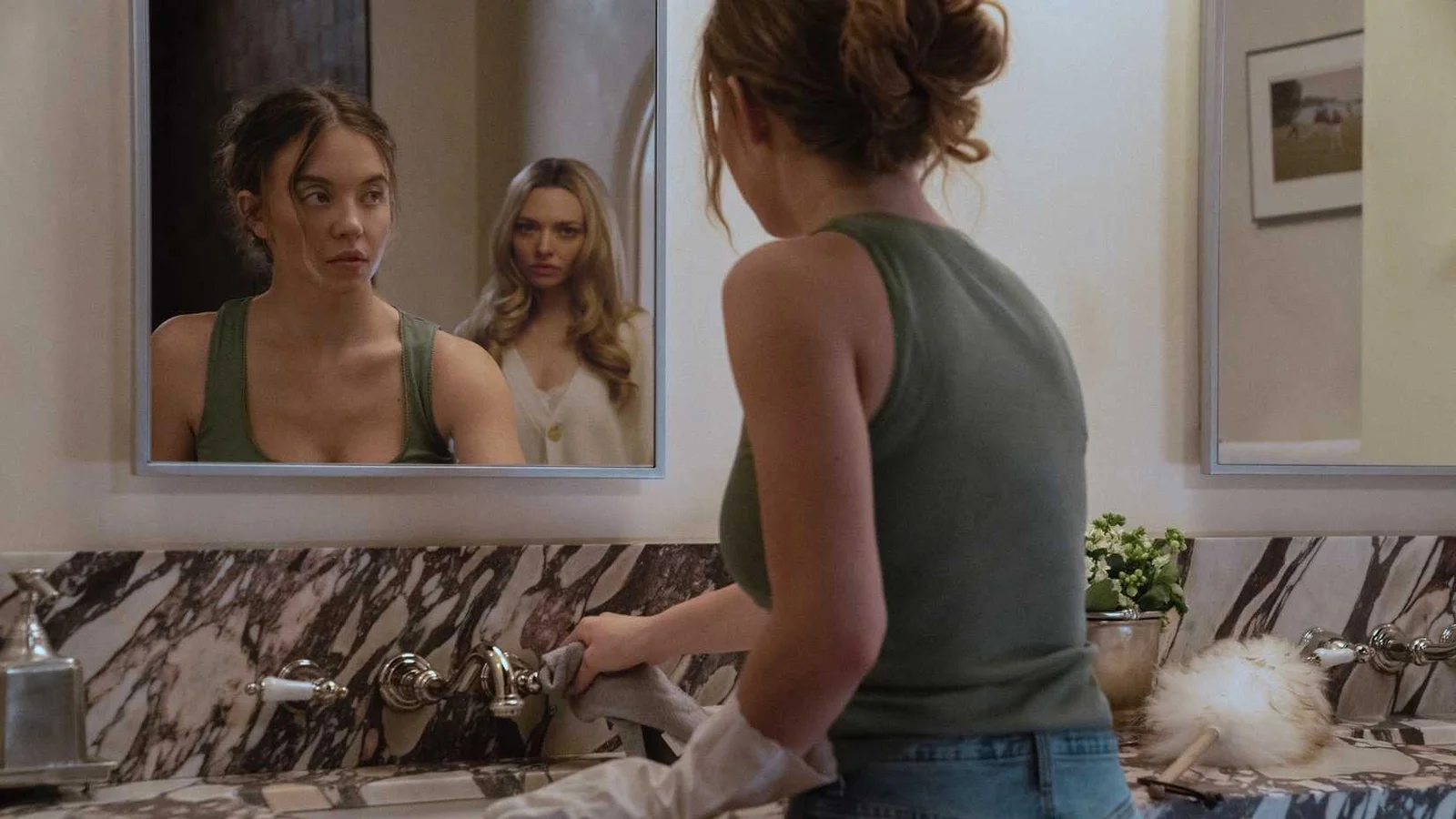 Filme de suspense erótico de Sydney Sweeney perde liderança em streaming antes da sequência