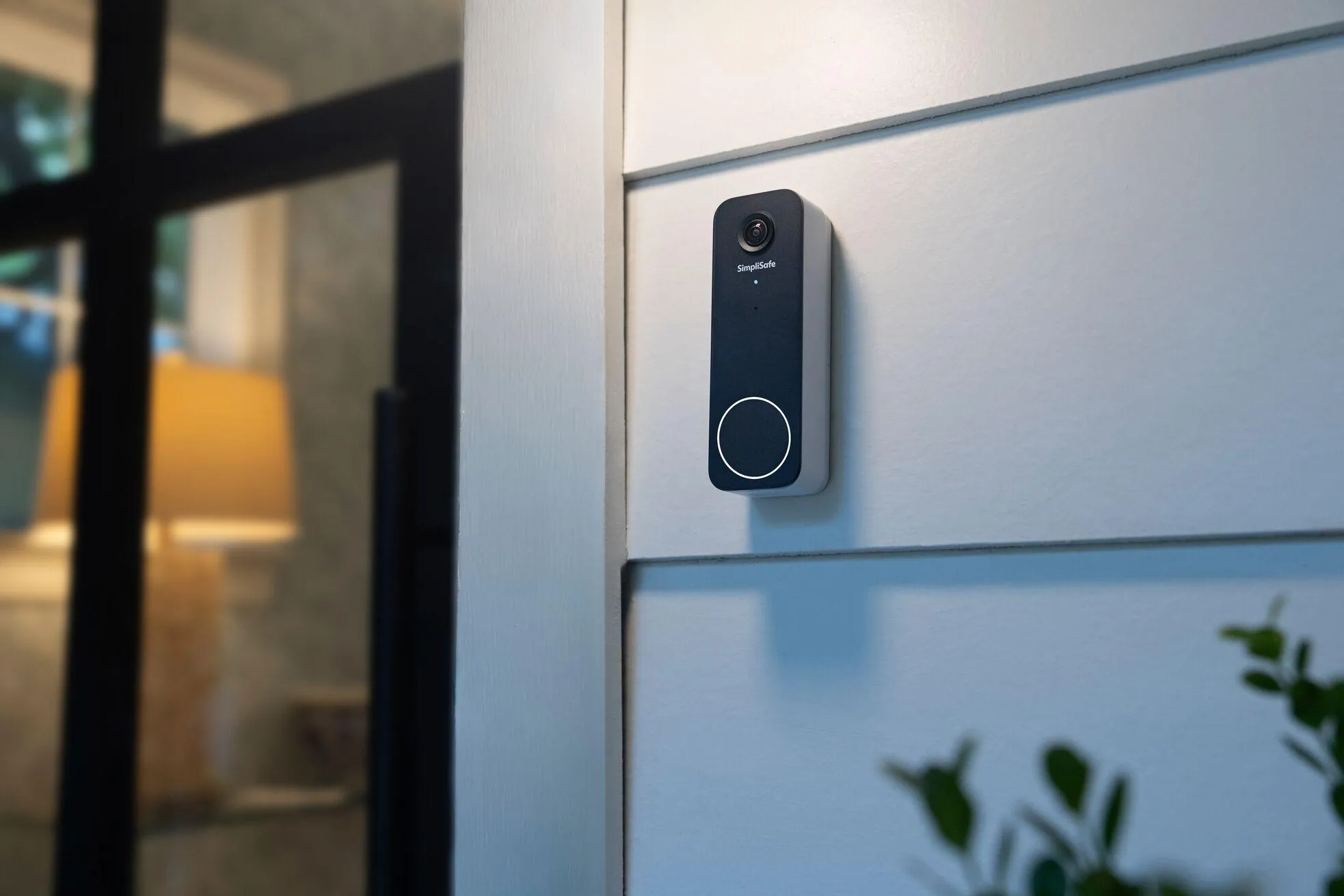 SimpliSafe lança campainha com monitoramento ao vivo por agentes humanos