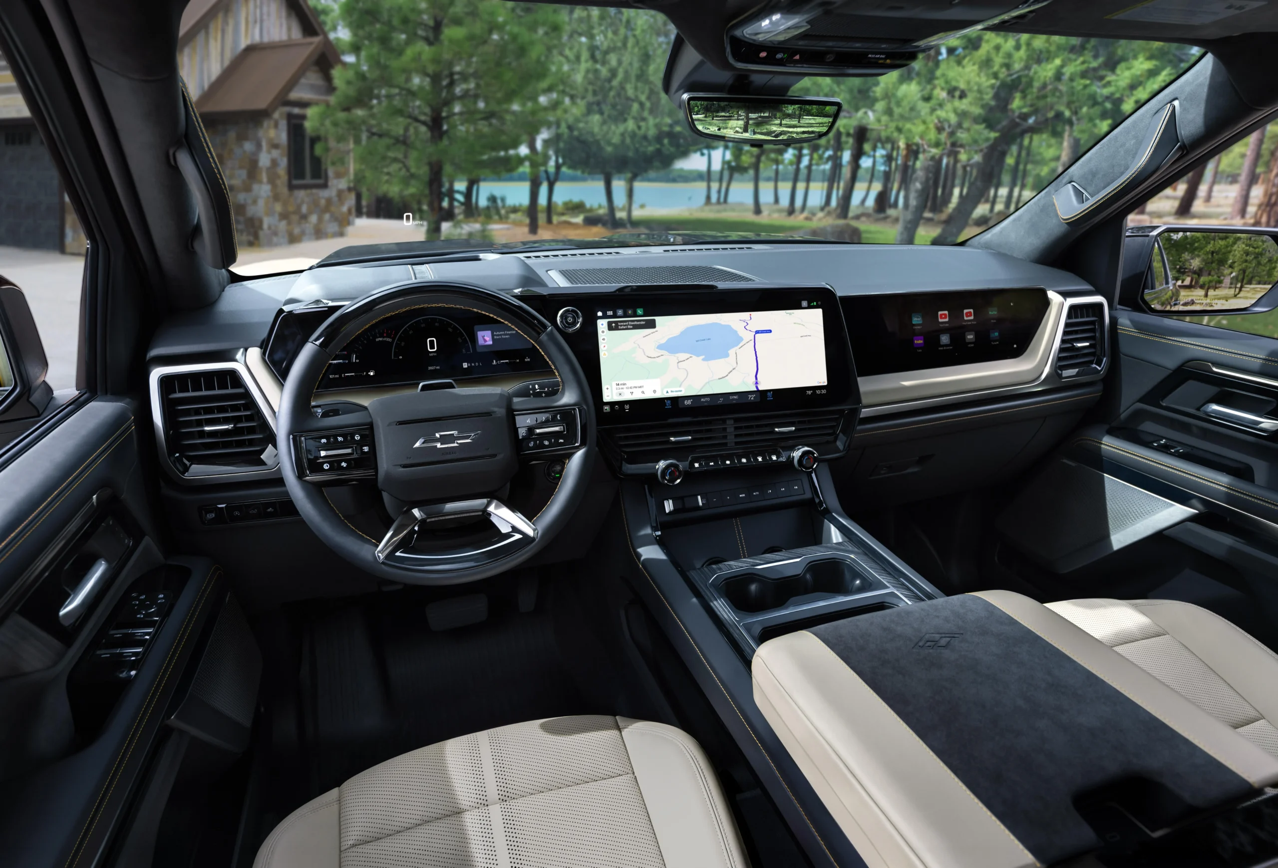 GM atualiza software dos caminhões para integrar Apple CarPlay com tela dividida