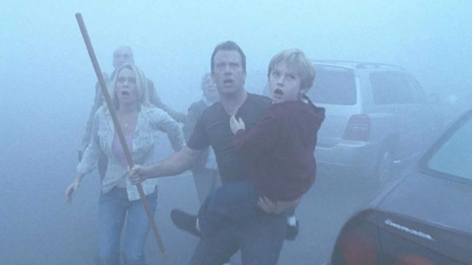 Mike Flanagan avança com roteiro de remake de O Nevoeiro, novo filme baseado em Stephen King