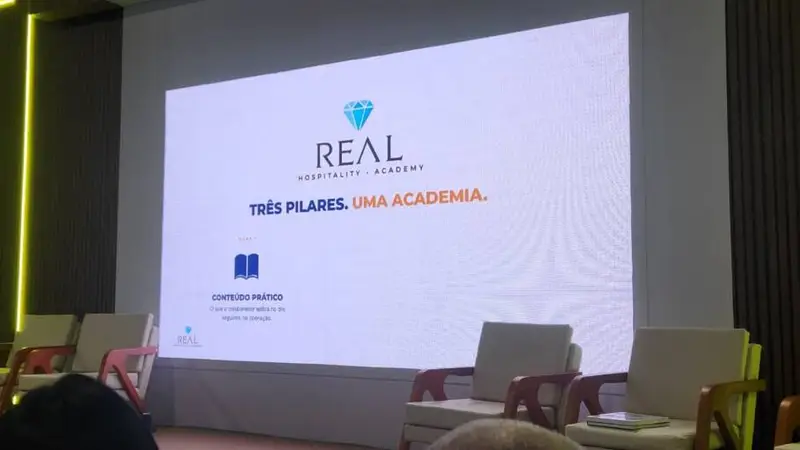 Real Hospitality Academy lança plataforma gratuita para capacitação na hotelaria
