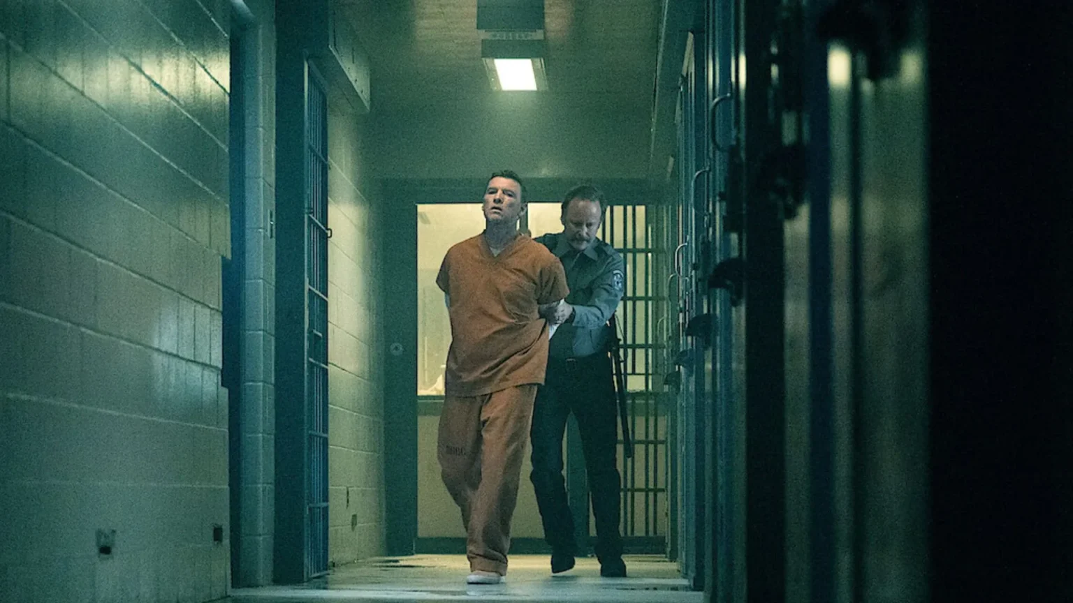 Novo thriller de Harlan Coben na Netflix bate recorde e conquista top 5 entre séries em inglês
