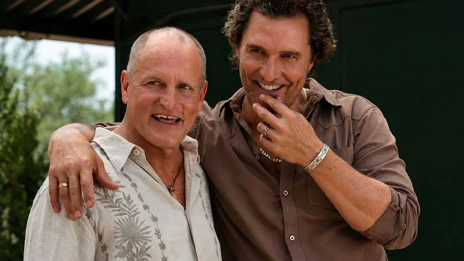 Série “Brothers” de Matthew McConaughey e Woody Harrelson já é hit no Apple TV+