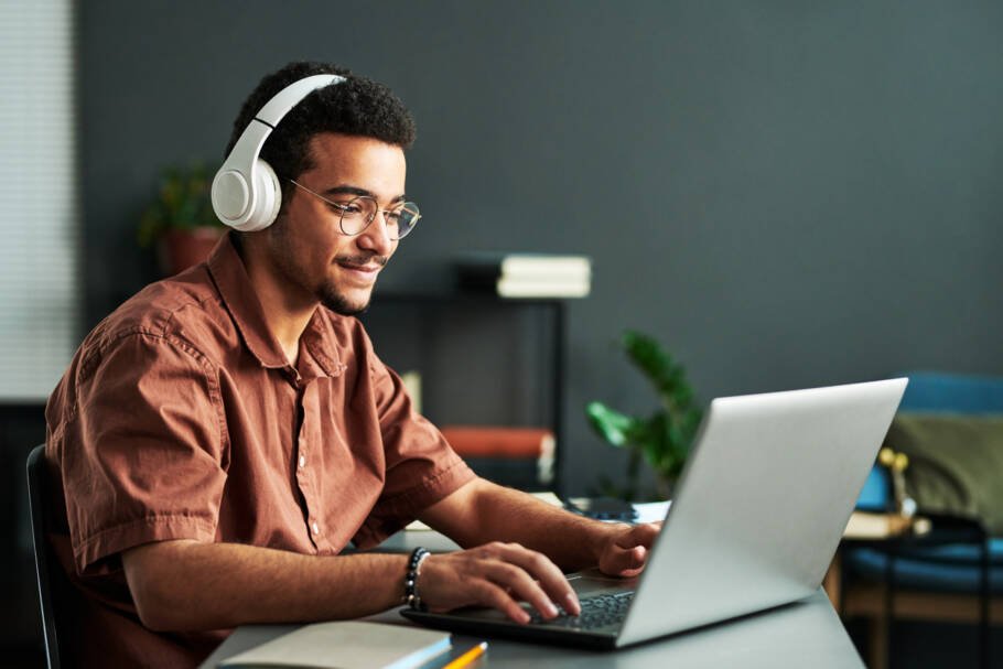 Espro oferece 4,5 mil vagas para jovem aprendiz em 16 estados do Brasil
