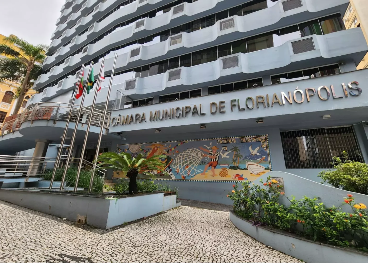 Câmara de Florianópolis cria nova comissão para escolher banca do próximo concurso