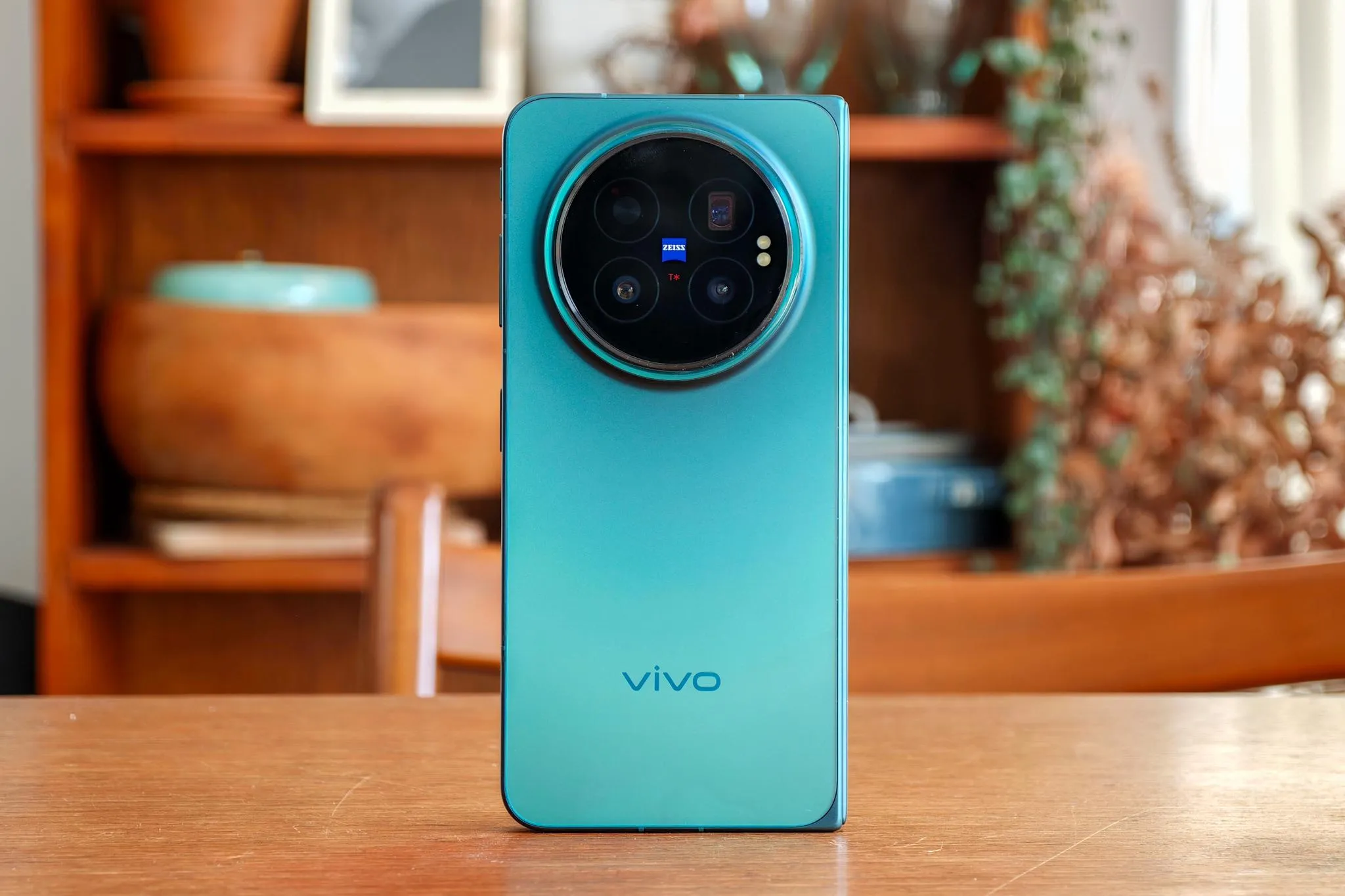 Vivo X Fold 6 chega ao mercado global com design considerado ultrapassado