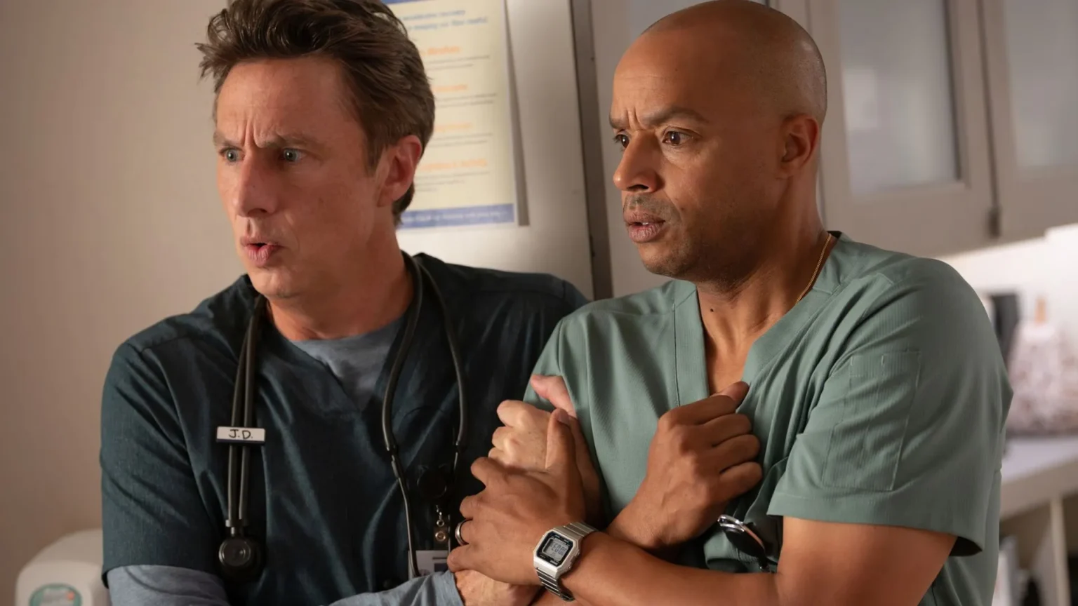 Frase de Turk no revival de Scrubs surpreende e supera citações da série original