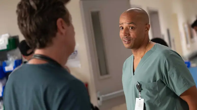 Frase de Turk no revival de Scrubs surpreende e supera citações da série original