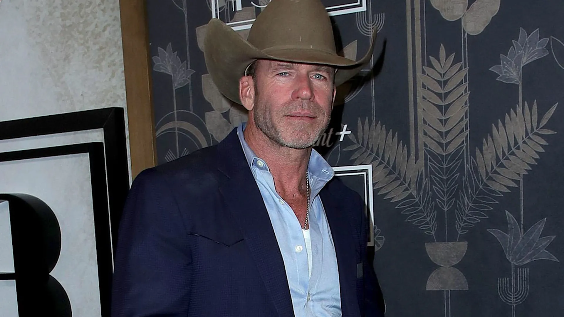 Clássico faroeste Lonesome Dove vai ganhar nova adaptação na Netflix após 37 anos
