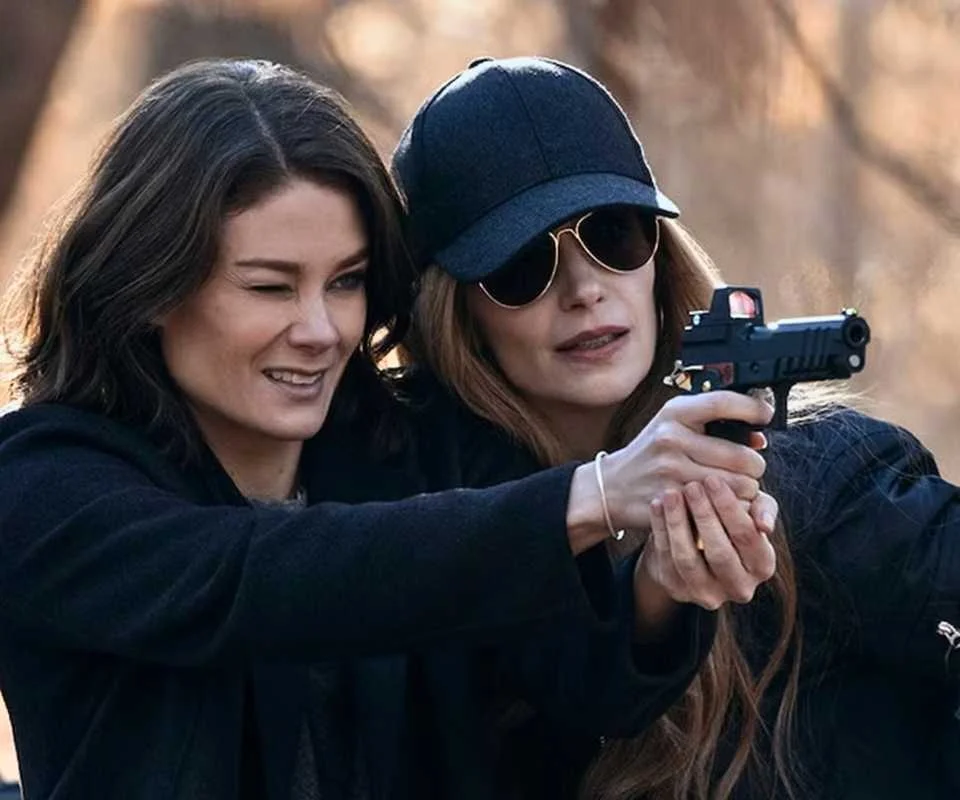 Netflix confirma renovação de The Hunting Wives com terceira temporada anunciada antes da estreia da segunda