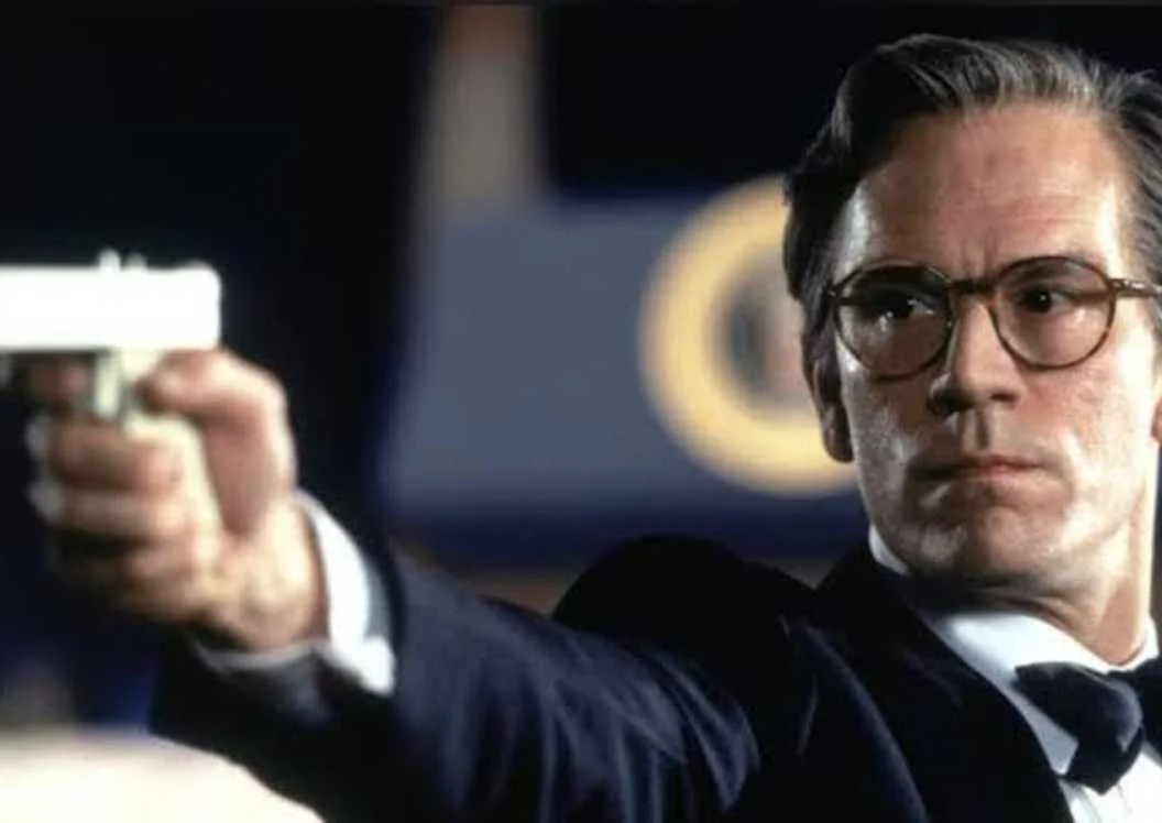 Clássico de ação de Clint Eastwood de 1993 volta a fazer sucesso no streaming 33 anos depois