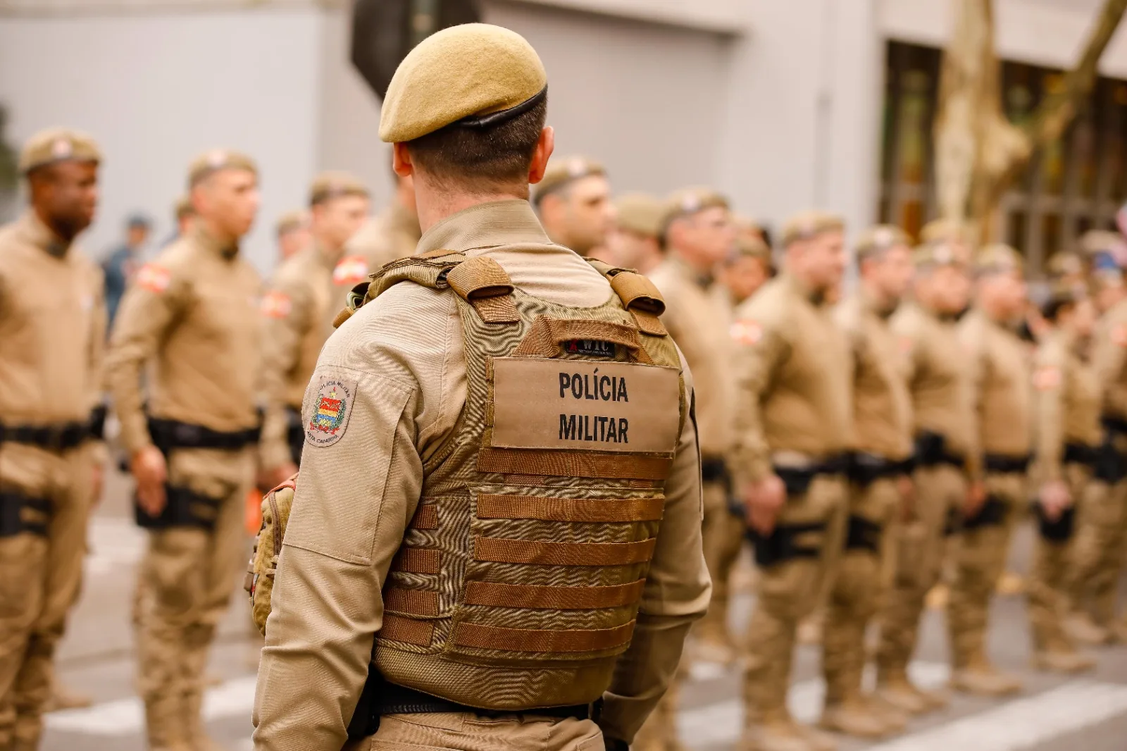 Jorginho Mello anuncia 1.000 novas vagas para a Polícia Militar em Santa Catarina
