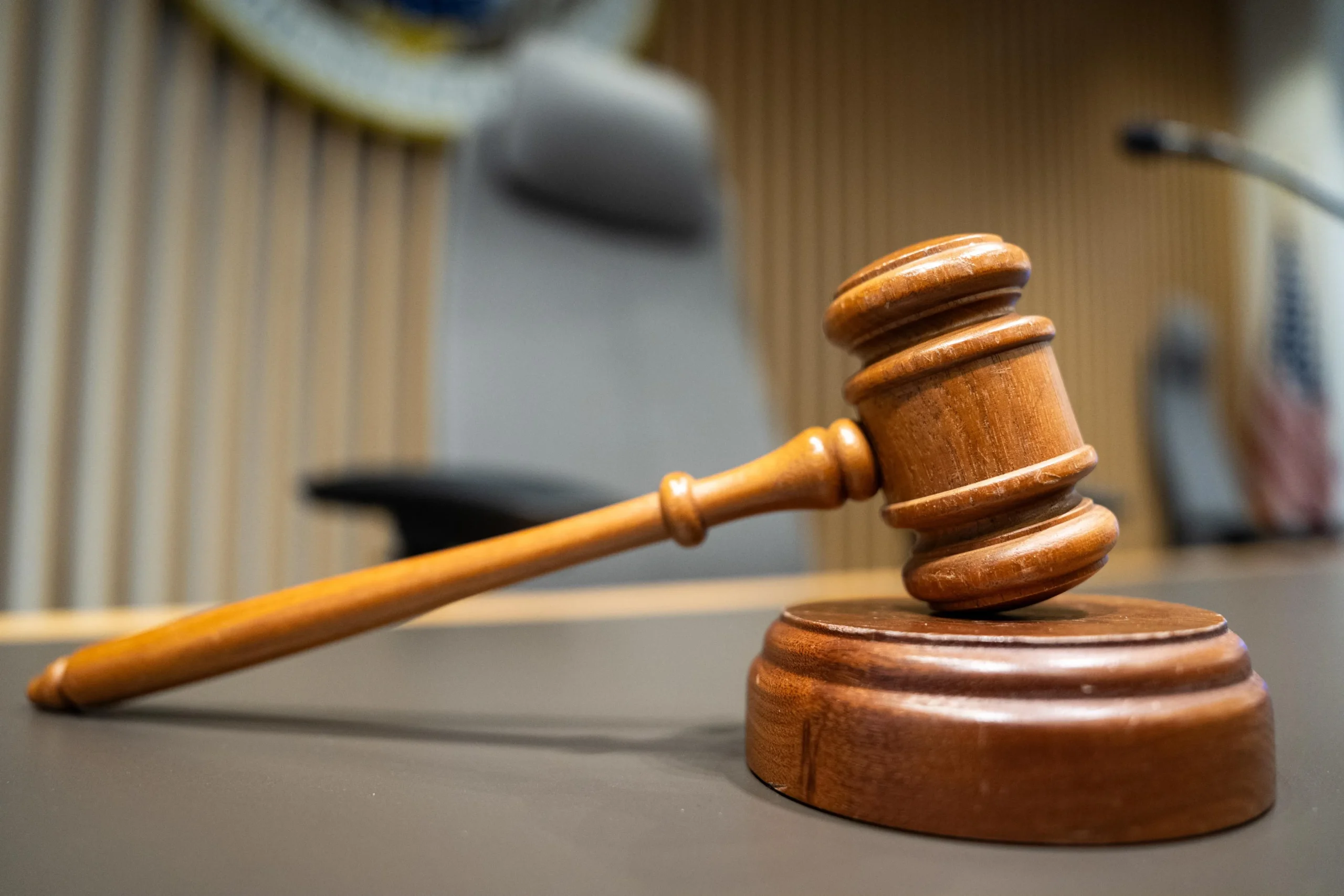 Blogueiro de Ohio é condenado por assediar senador ao enviar foto nude de Shrek