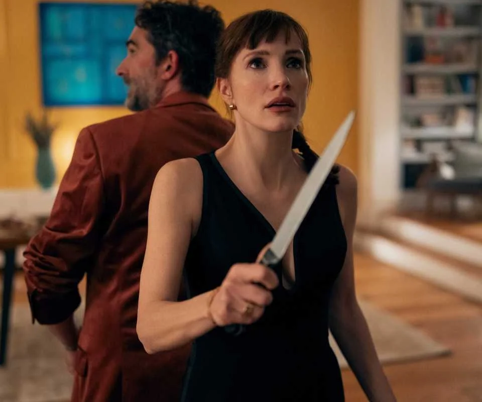 Filme de terror com Jessica Chastain supera fracasso bilionário de Tom Cruise nas bilheterias