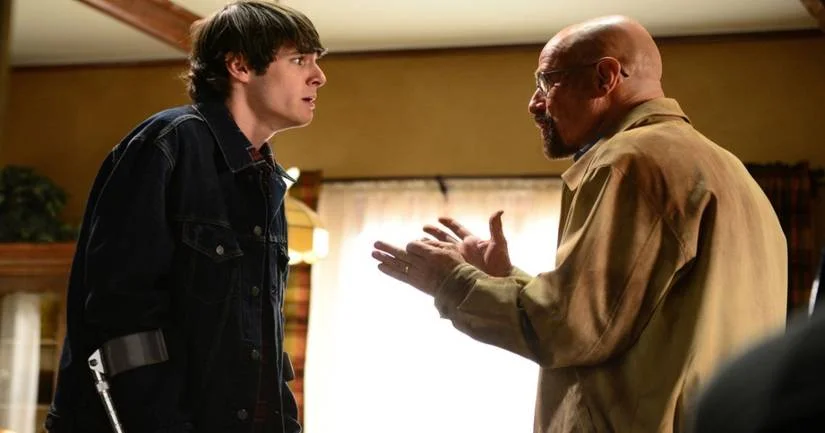 RJ Mitte, ator de Breaking Bad, morre aos 34 anos nos EUA