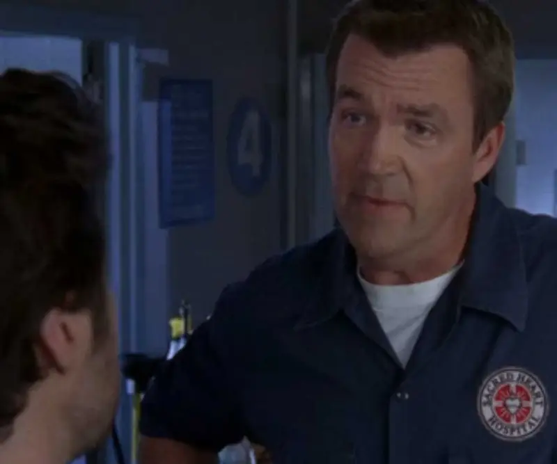 ‘Scrubs’ Esclarece Mistério de 17 Anos Sobre o Verdadeiro Nome do Janitor
