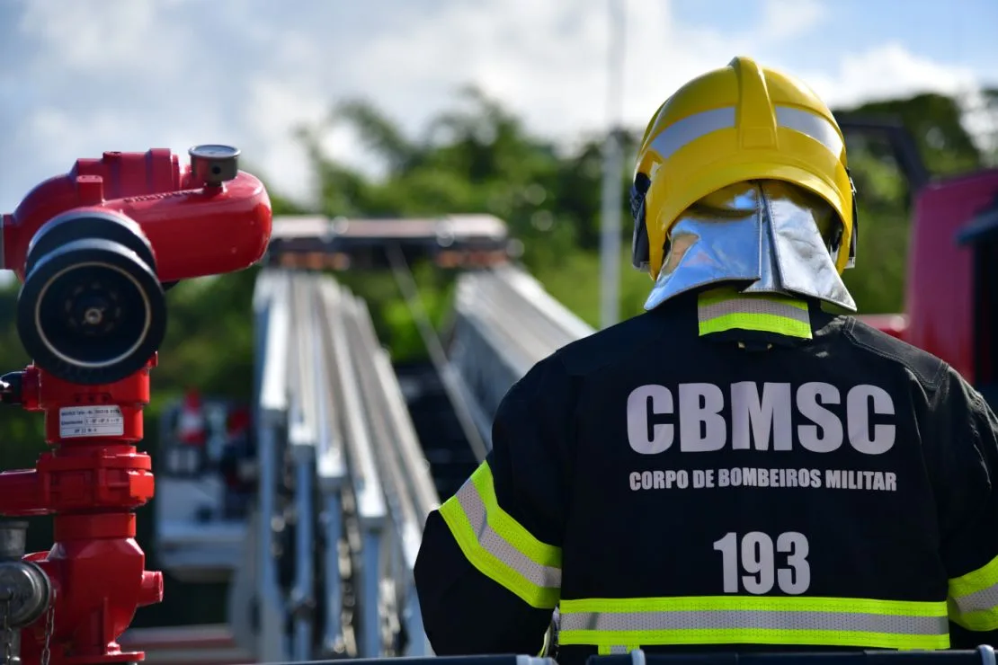 Justiça ordena convocação de 100 aprovados no concurso para Praças do CBMSC e pausa etapas do concurso para Oficiais