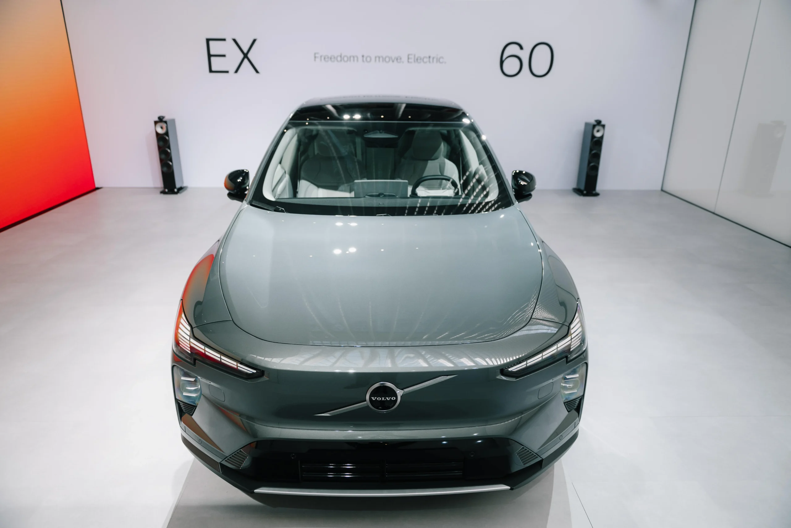 Volvo anuncia sistema de direção semiautônoma ponto a ponto com tecnologia Nvidia