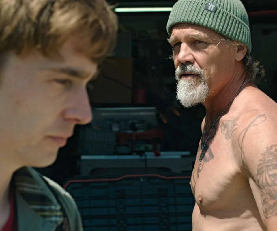 Josh Brolin revela significado profundo do final de Whalefall