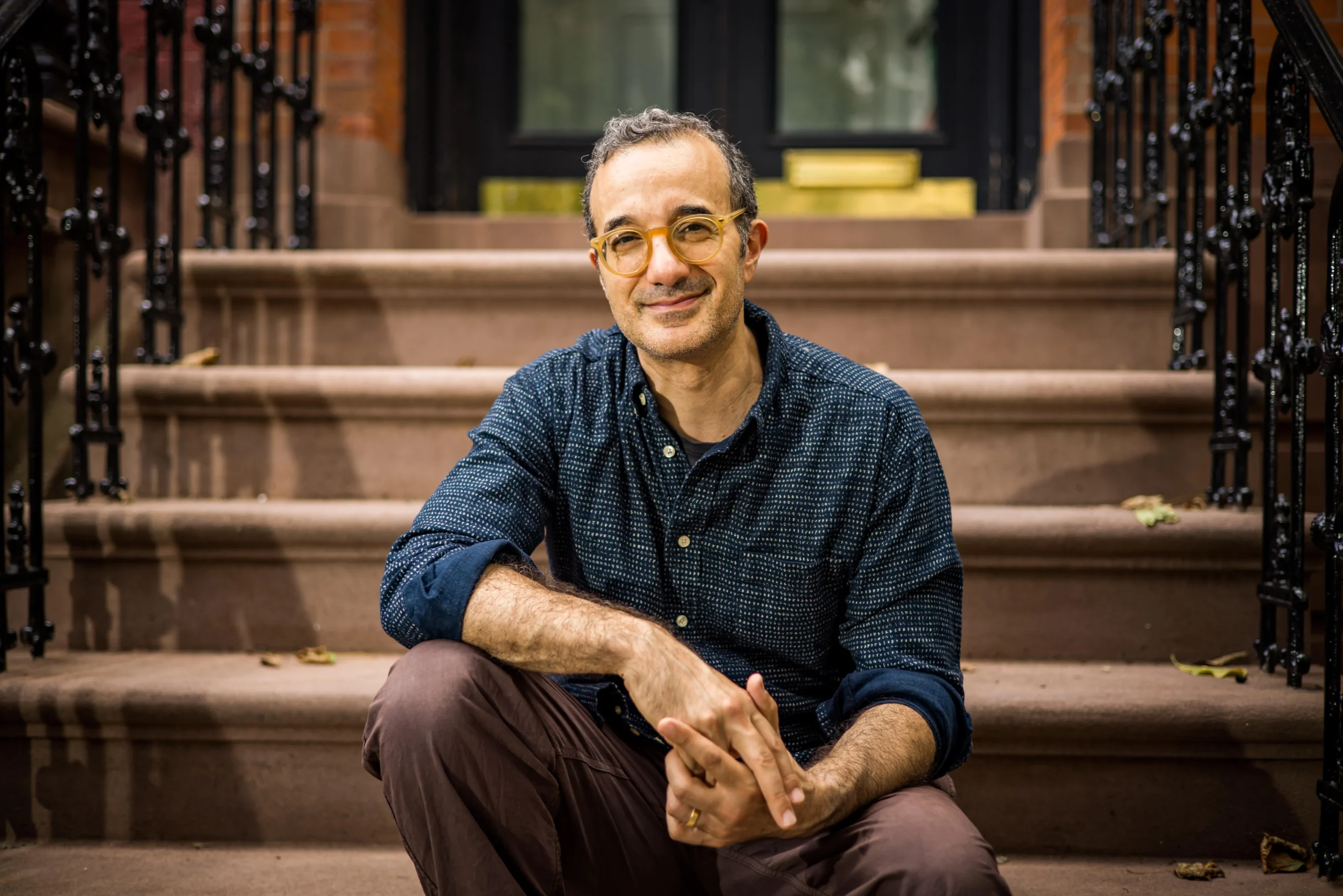 Jad Abumrad, criador do Radiolab, revela preferências e ferramentas essenciais para sua rotina