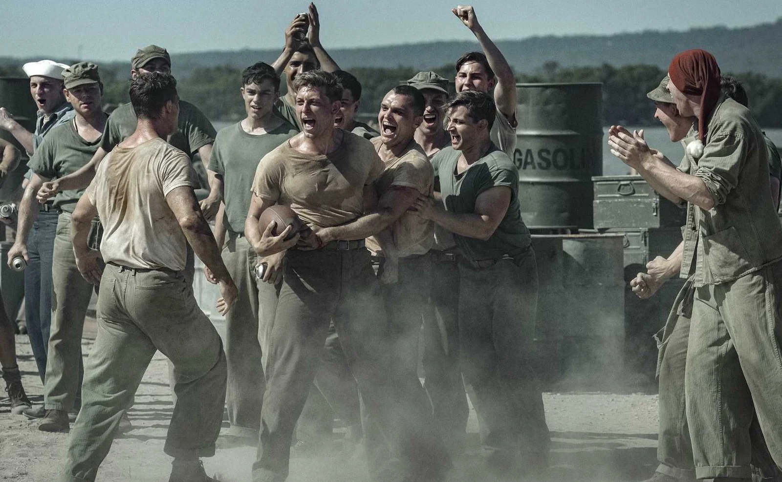 Netflix lança “The Mosquito Bowl”, filme de ação sobre Segunda Guerra com estreia antecipada nos cinemas